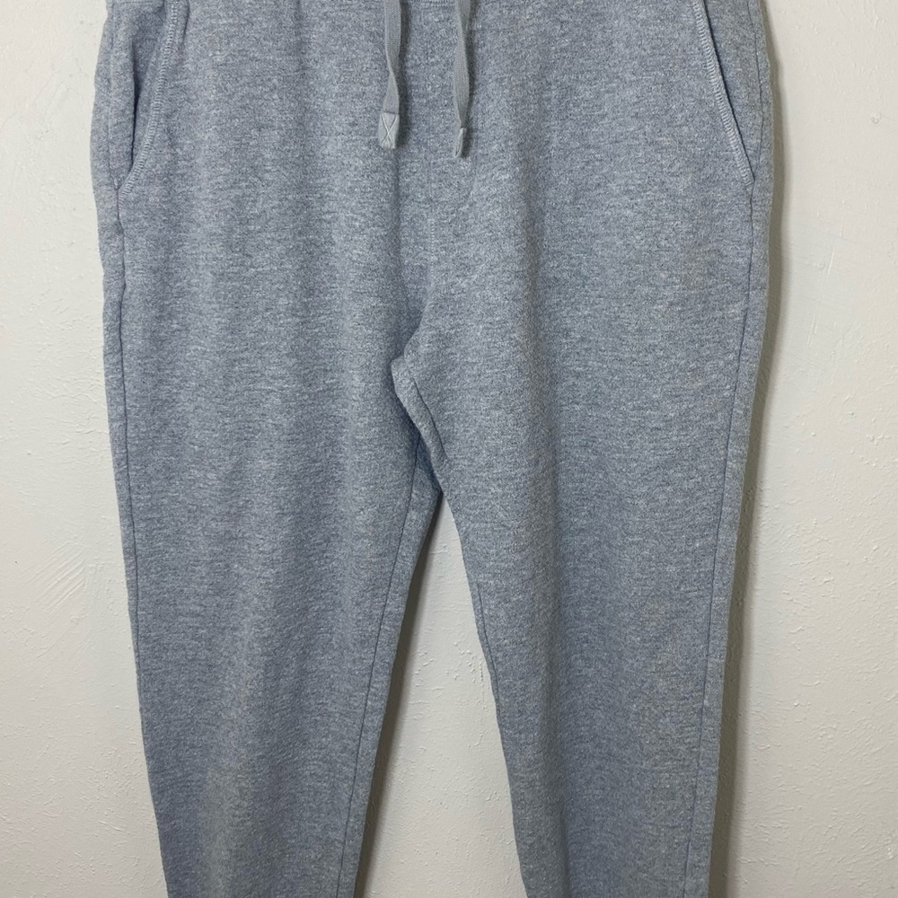 Greyson Gray Joggers with Elastic Waistband and Tapered Fit